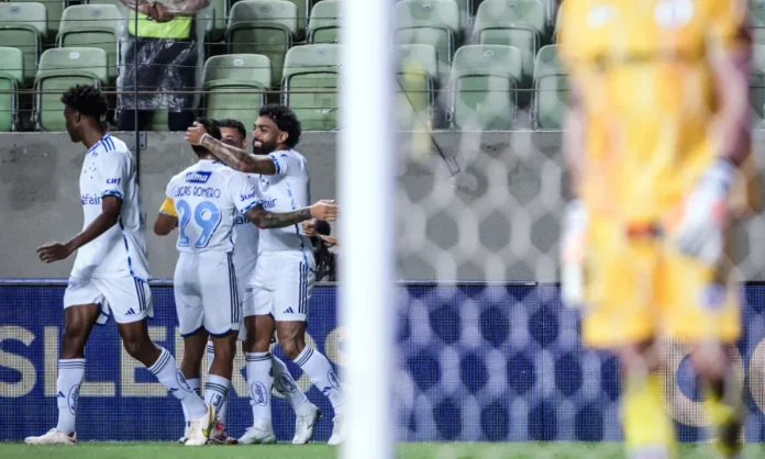 Cruzeiro goleou o Itabirito por 4 a 1, pelo Mineiro