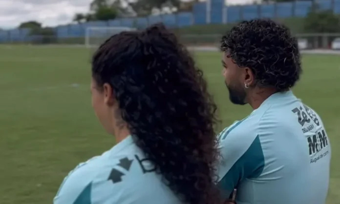 Gabigol e Byanca Brasil em conversa na Toca II