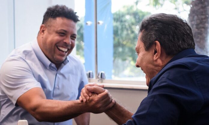 Ronaldo Nazário e Pedro Lourenço