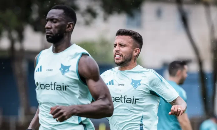 Treino do Cruzeiro em preparação para duelo com Itabirito