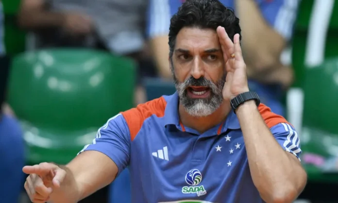Filipe Ferraz, técnico do Sada Cruzeiro