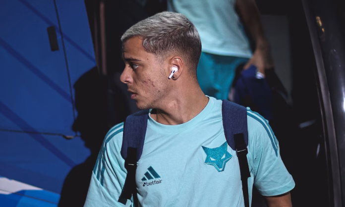 Vitinho, meia do Cruzeiro