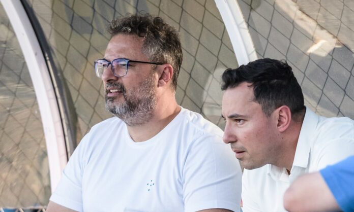 Diretoria do Cruzeiro Diretoria do Cruzeiro em treino na Toca II