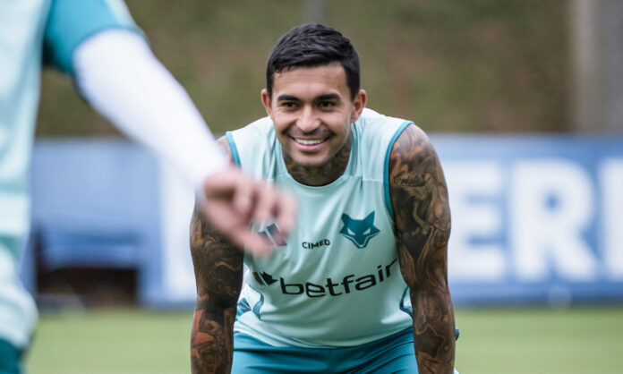 Dudu em treino do Cruzeiro