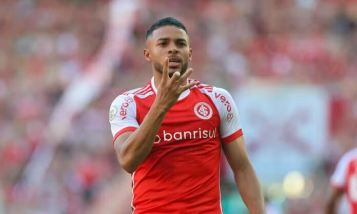 Wanderson Wanderson em jogo pelo Internacional