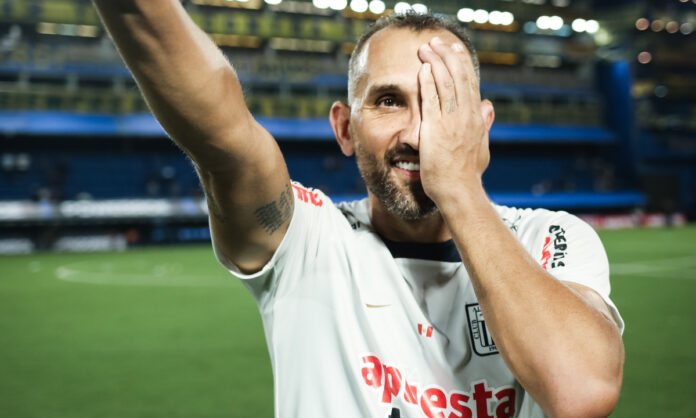 Hernán Barcos, atacante do Alianza Lima