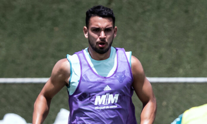 Fabrizio Peralta, volante do Cruzeiro