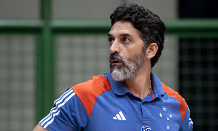Filipe Ferraz, técnico do Sada Cruzeiro