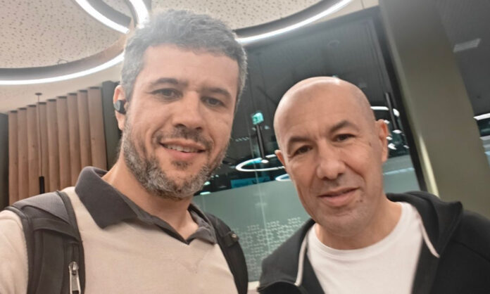 Jardim conversou com jornalistas na chegada a BH