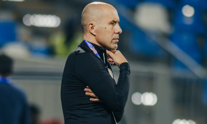 Leonardo Jardim em jogo do Al Ain