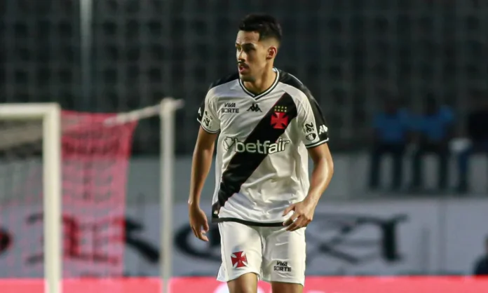 Lucas Oliveira, zagueiro do Vasco