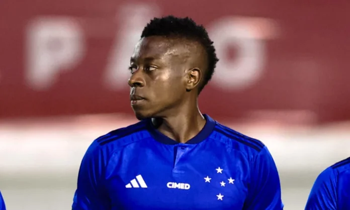 Helibelton Palacios está de saída do Cruzeiro