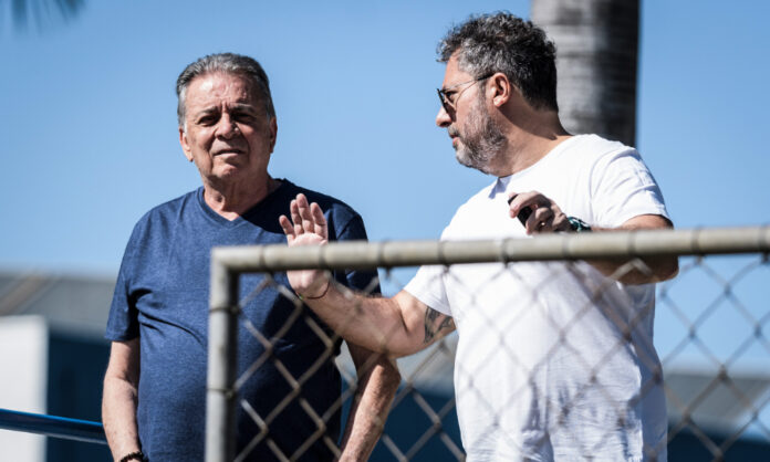 Alexandre Mattos e Paulo Pelaipe na Toca da Raposa II Alexandre Mattos e Paulo Pelaipe na Toca da Raposa II