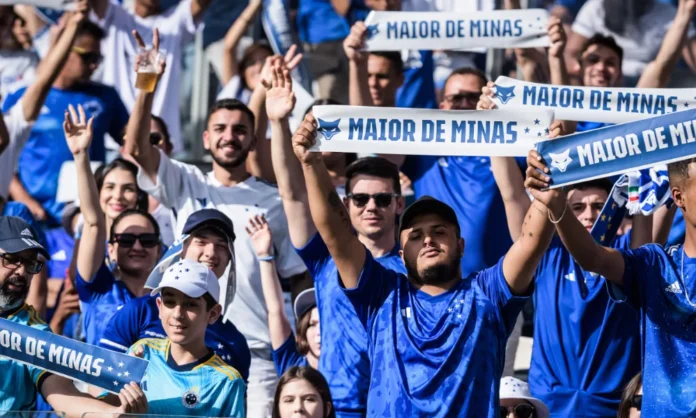 Torcida do Cruzeiro no Mineirão (Foto: Gustavo Aleixo/Cruzeiro)
