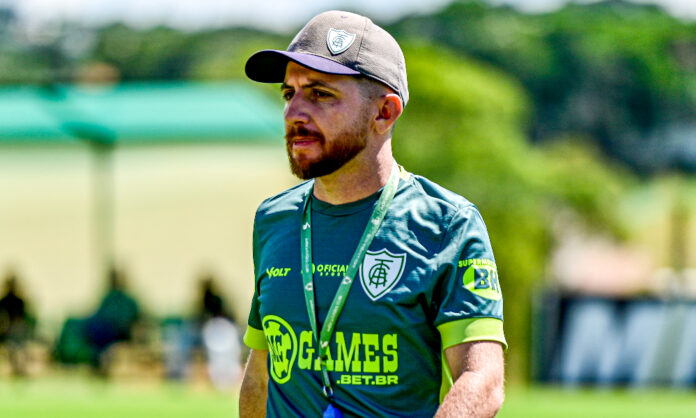 William Batista, técnico do América William Batista, técnico do América