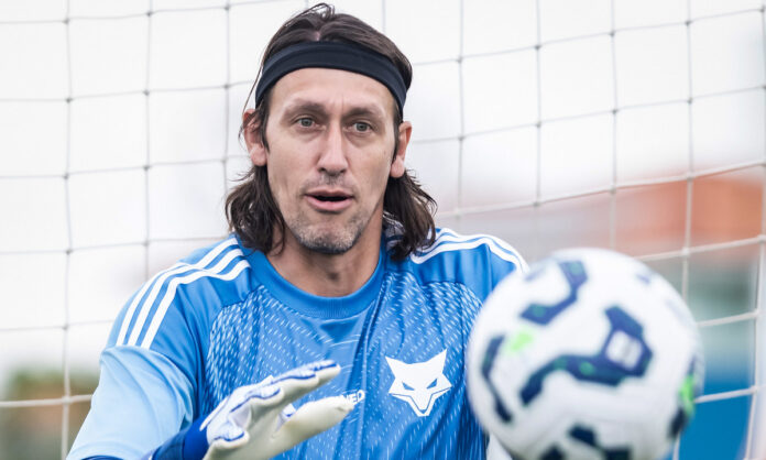 Cássio em treino do Cruzeiro