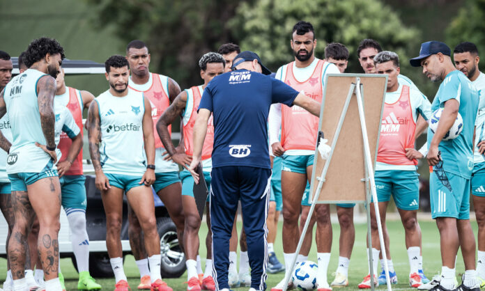 Cruzeiro se prepara para estreia no Brasileiro