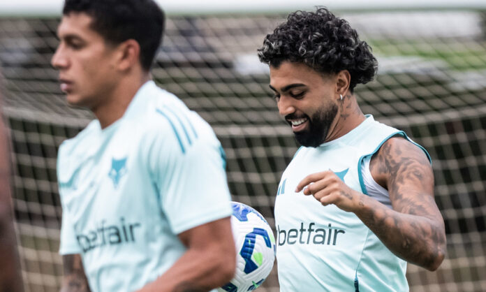 Gabigol em treino do Cruzeiro na Toca II