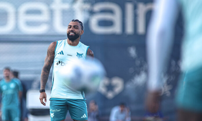 Gabigol em treino do Cruzeiro na Toca II