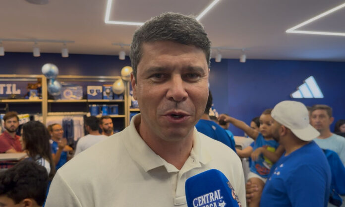 Marcone Barbosa Marcone Barbosa, diretor de marketing do Cruzeiro