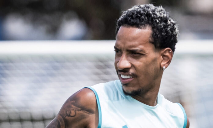 Matheus Pereira em treino do Cruzeiro na Toca II