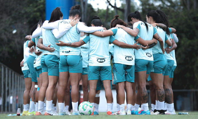 Time feminino (1) Cruzeiro enfrentará o Grêmio na estreia do Brasileiro Feminino