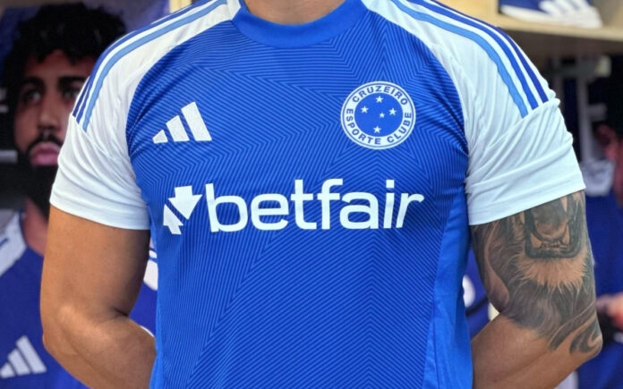 Nova camisa do Cruzeiro