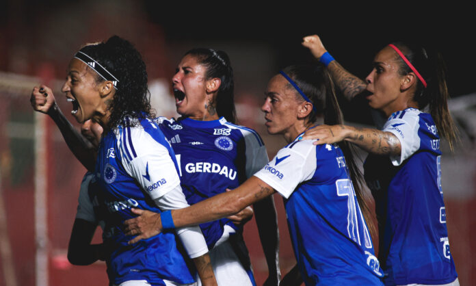 Byanca Brasil brilhou na vitória do Cruzeiro