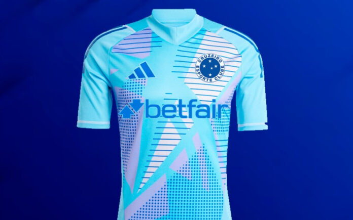 Montagem de camisa da Adidas com escudo e patrocinador do Cruzeiro