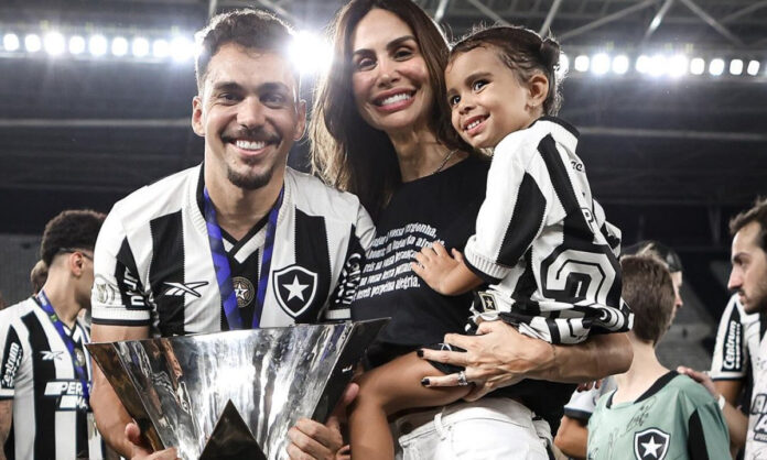 Eduardo foi campeão brasileiro pelo Botafogo
