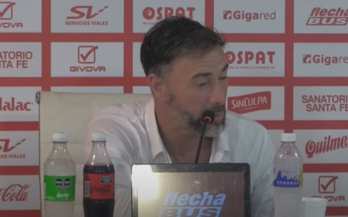 Kily González, técnico do Unión de Santa Fé