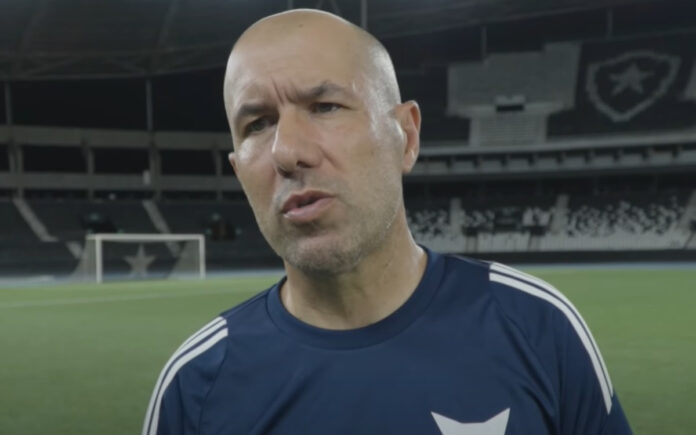 Leonardo Jardim, técnico do Cruzeiro