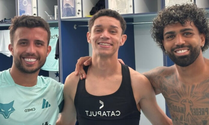 Pablo Neri tirou foto com Gabigol e Matheus Henrique