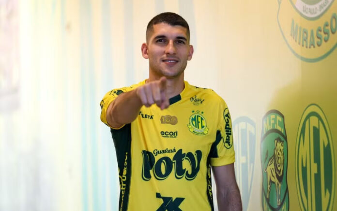 Matheus Bianqui foi anunciado pelo Mirassol nesta segunda-feira (24)