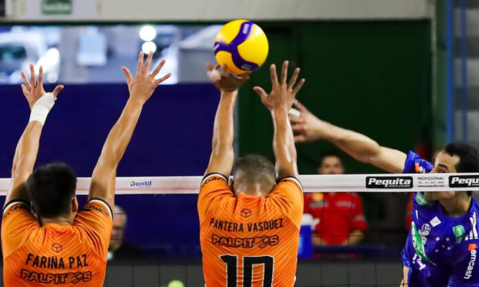 Sada Cruzeiro na vitória sobre o Monteros-ARG