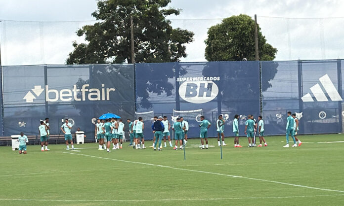 Treino do Cruzeiro na Toca da Raposa II