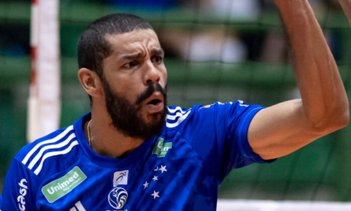 Wallace, oposto do Sada Cruzeiro