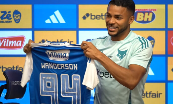 wanderson94cruzeiro Wanderson em sua apresentação pelo Cruzeiro