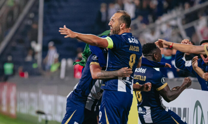 Barcos marcou o gol da vitória do Alianza Lima sobre o Talleres