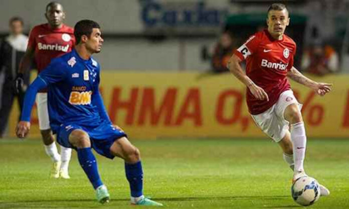 Cruzeiro venceu o Inter por 3 a 1, no Beira-Rio, em 2014