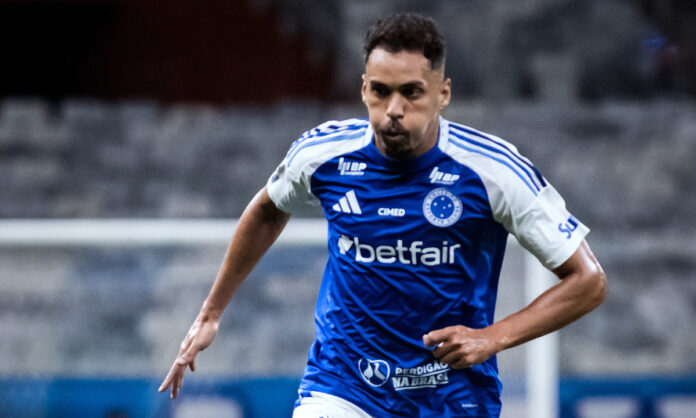 Eduardo, meia do Cruzeiro