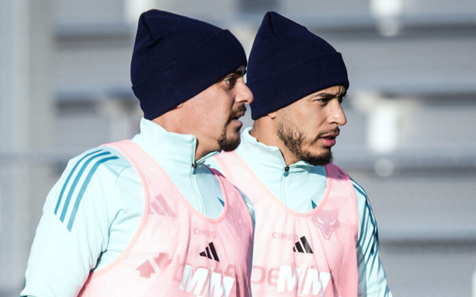 Fagner e William em treino do Cruzeiro Fagner e William em treino do Cruzeiro