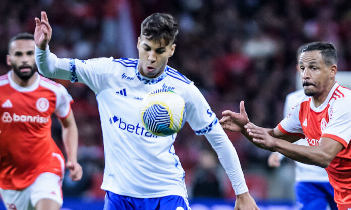 Inter e Cruzeiro pelo Brasileirão de 2024, no Beira-Rio