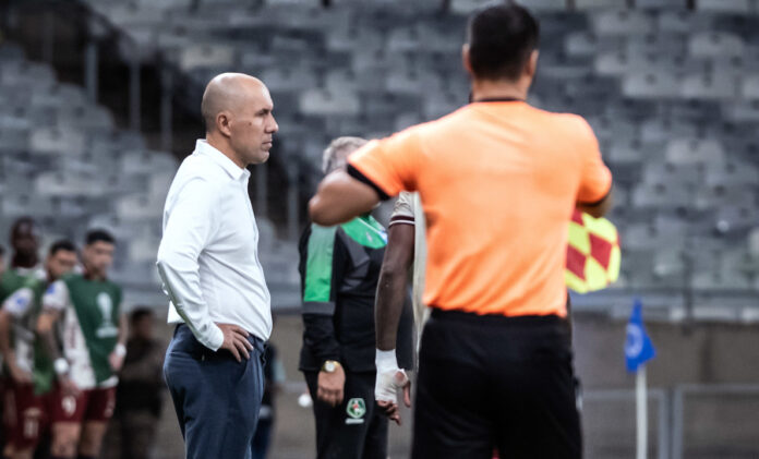 Leonardo Jardim, técnico do Cruzeiro