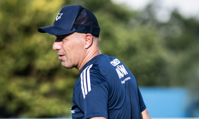 Leonardo Jardim no treino deste sábado (19)