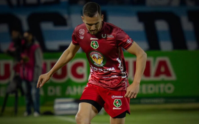 Jogador do Mushuc em ação