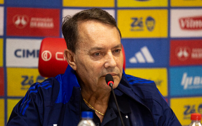 Pedrinho, do Cruzeiro, em entrevista coletiva