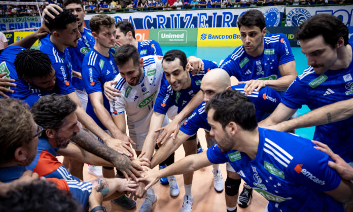 Sada Cruzeiro precisa de uma vitória para chegar a final da Superliga.