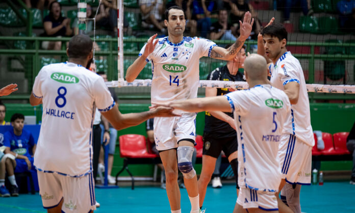 Sada Cruzeiro contra o Guarulhos, em Contagem
