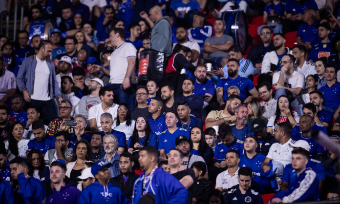 Torcida do Cruzeiro no Morumbis, em São Paulo